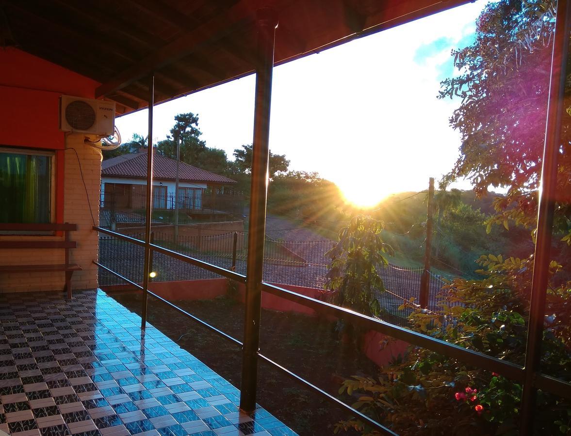 Butterfly Hostel Puerto Iguazú Dış mekan fotoğraf